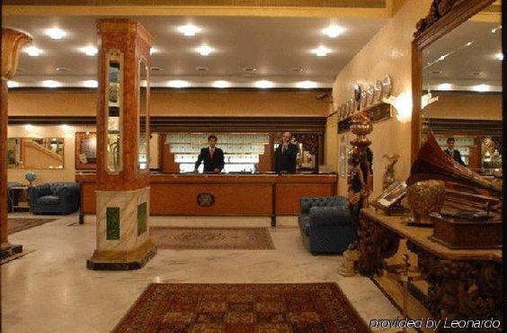 Ih Hotels Milano Puccini Интерьер фото